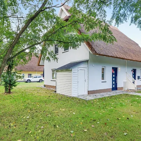 Reetdachhaus Waldidylle *